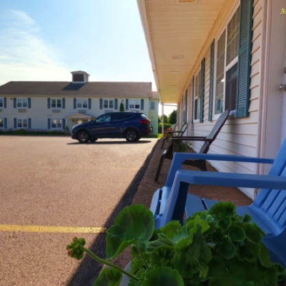 Front View - Motel